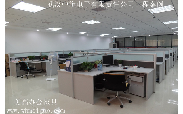 美高屏風式辦公桌椅 工程案例