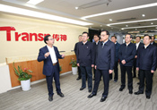 總理大贊傳神公司名字很傳神 其實他家辦公家具更傳神哦